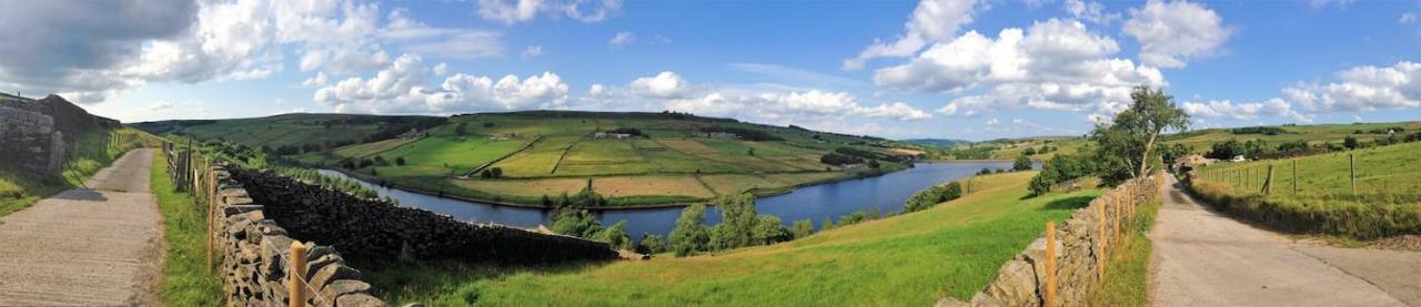 Bijou Cottage In Bronte Country With Wood-Burning Stove & Hot Tub Spa Haworth Exterior foto