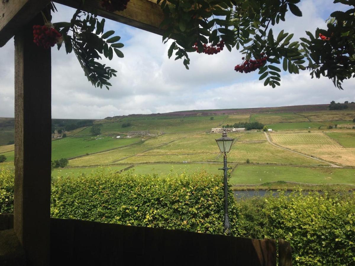 Bijou Cottage In Bronte Country With Wood-Burning Stove & Hot Tub Spa Haworth Exterior foto